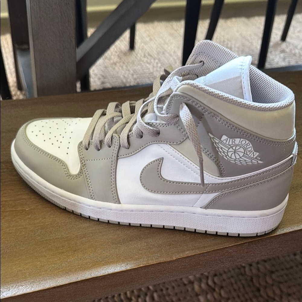 Nike Air Jordan 1 Mid Men’s Sneakers in Light Gray & White
